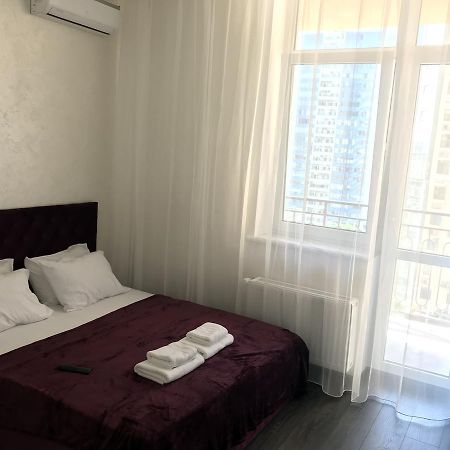 Apartment In Arсadia 2 Bedrooms Odesa Exterior photo